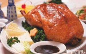 Global Top Ten Features popular dishes : Beijing Roast Duck