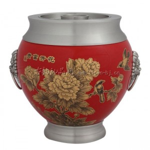 Flowers rich red porcelain tea tin tin tank