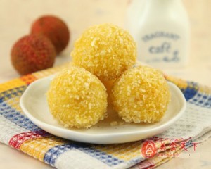 Lychee fried cheese balls